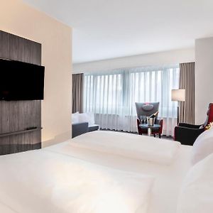 One-Bedroom Junior Suite